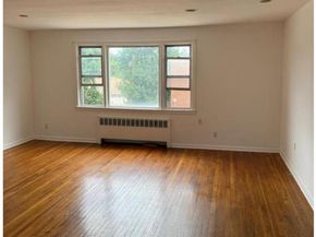 205 West Post Road 2H, White Plains NY 10606