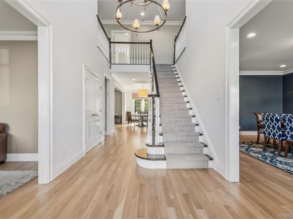 553 Derby Avenue, Woodmere NY 11598