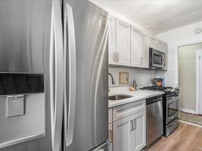 30-47 Hobart Street 4K, Woodside NY 11377