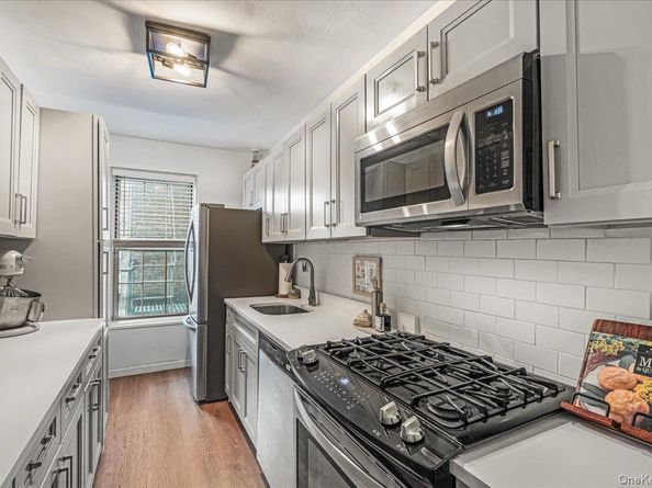 30-47 Hobart Street 4K, Woodside NY 11377