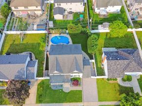 47 Syosset Circle, Syosset NY 11791