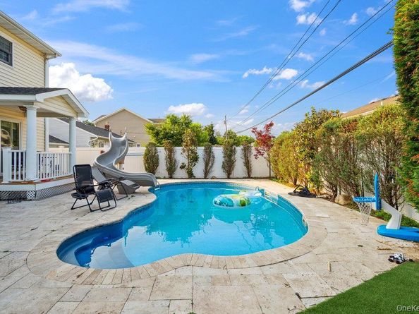 47 Syosset Circle, Syosset NY 11791