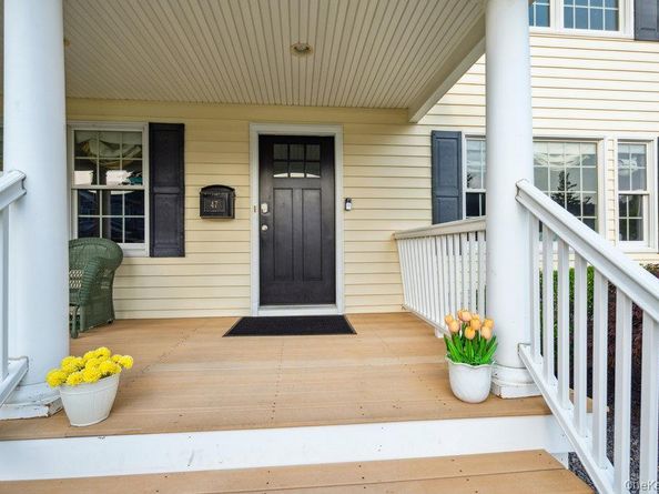 47 Syosset Circle, Syosset NY 11791