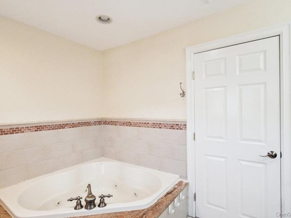 47 Syosset Circle, Syosset NY 11791