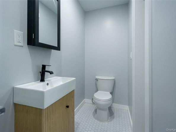 7 Howard Drive, Coram NY 11727