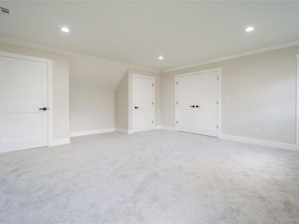 7 Howard Drive, Coram NY 11727