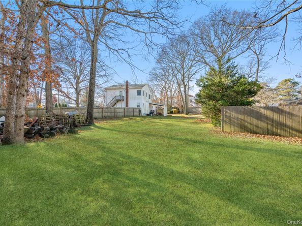 211 Mooney Pond Road, Selden NY 11784