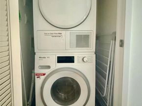 13327 39th Avenue 11S, Flushing NY 11354