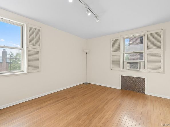 8435 Lander Street 2B, Briarwood NY 11435