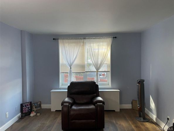 1296 Midland Avenue B2, Yonkers NY 10704