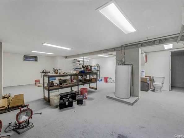 69 Waring Place, Yonkers NY 10703