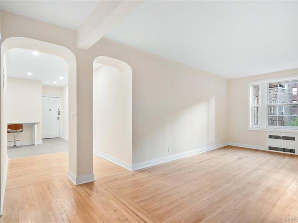 11007 73rd Road 3K, Forest Hills NY 11375