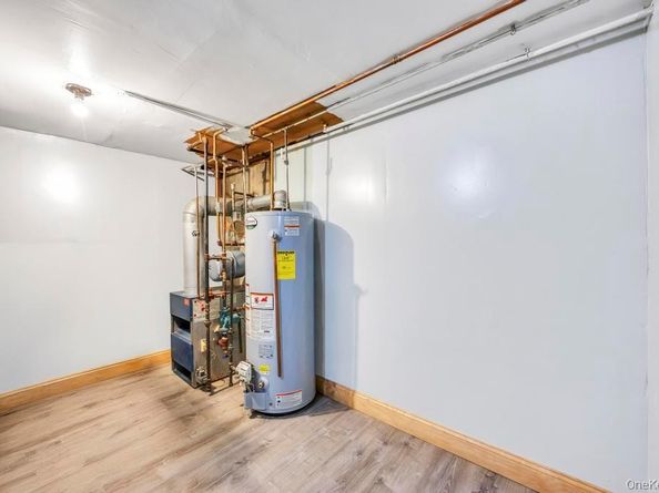 53 Stevenson Place, Deer Park NY 11729