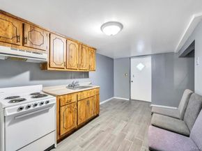 53 Stevenson Place, Deer Park NY 11729