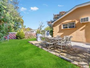 53 Stevenson Place, Deer Park NY 11729