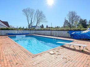 17525 County Road 48, Cutchogue NY 11935
