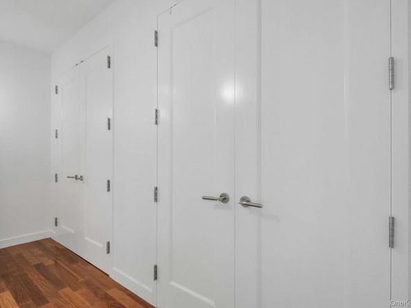 10 City Place 19C, White Plains NY 10601