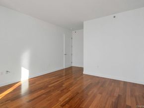 10 City Place 19C, White Plains NY 10601