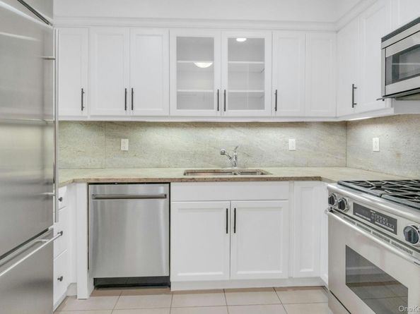 10 City Place 19C, White Plains NY 10601