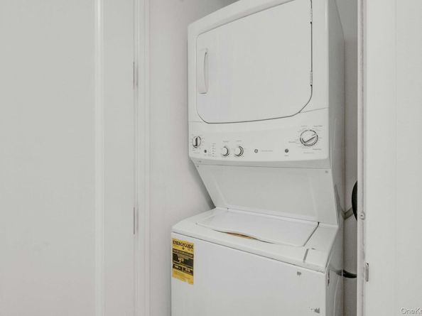 10 City Place 19C, White Plains NY 10601