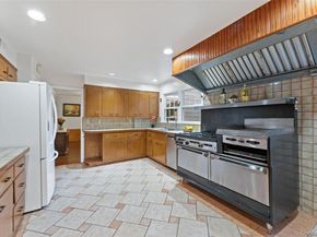 285 Old Colony Road, Hartsdale NY 10530