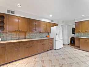 285 Old Colony Road, Hartsdale NY 10530