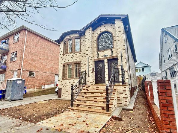 8948 134th Street, Richmond Hill NY 11418