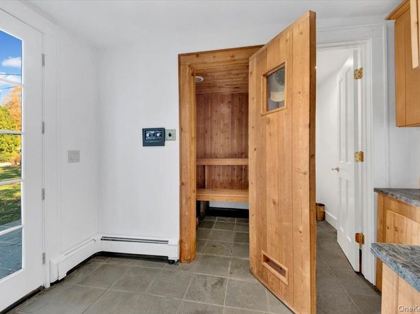 183 McLain Street, Bedford Corners NY 10549