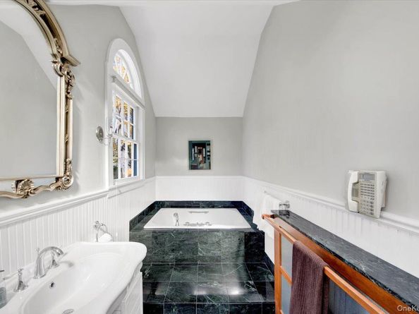 183 McLain Street, Bedford Corners NY 10549