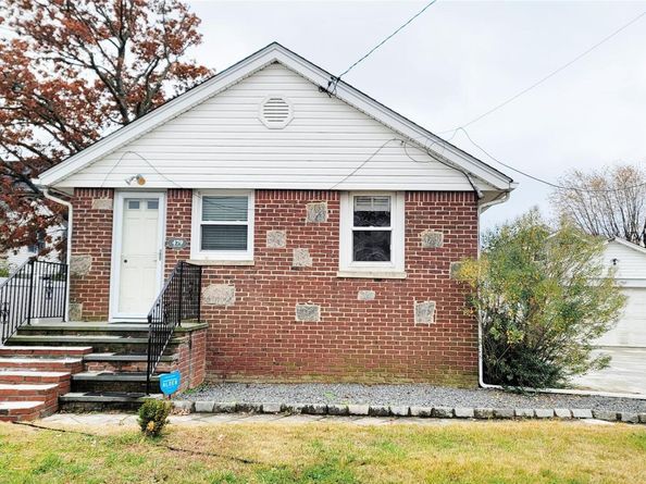 469 River Street, Oceanside NY 11572