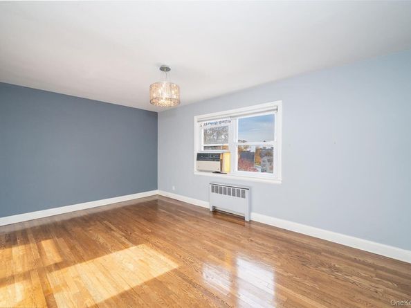 14 Leewood Circle 6L, Eastchester NY 10709