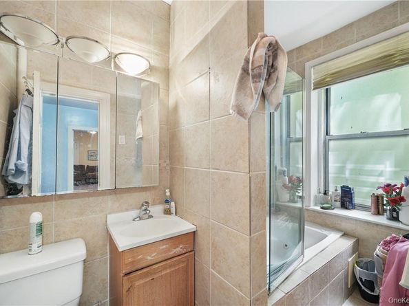 472 Gramatan Avenue M2, Mount Vernon NY 10552