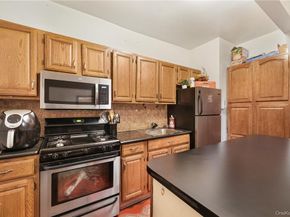 472 Gramatan Avenue M2, Mount Vernon NY 10552