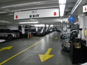 70-25 Yellowstone Boulevard 17Q, Forest Hills NY 11375