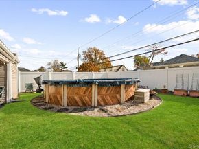 341 Red Maple Drive S, Wantagh NY 11793