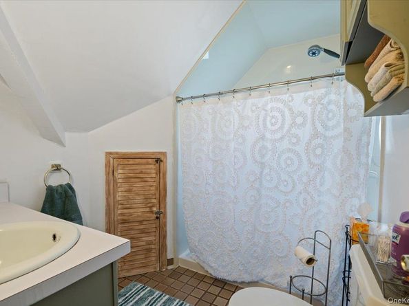 341 Red Maple Drive S, Wantagh NY 11793