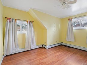 341 Red Maple Drive S, Wantagh NY 11793