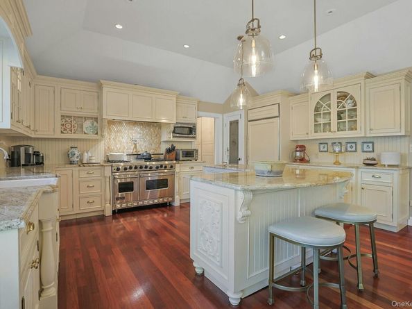 450 Westlake Drive, Valhalla NY 10595