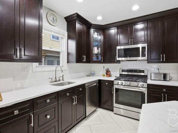 38-22 Clearview Expressway, Bayside NY 11361