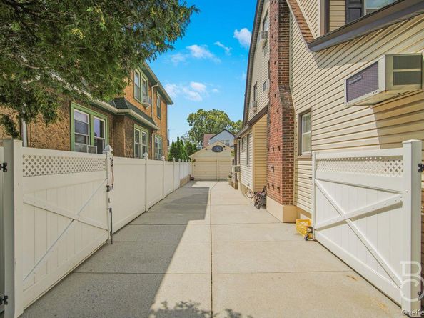 38-22 Clearview Expressway, Bayside NY 11361