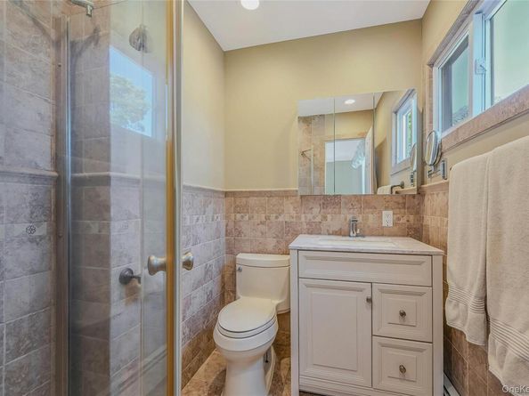 51 Oakwood Hills Drive, East Islip NY 11730