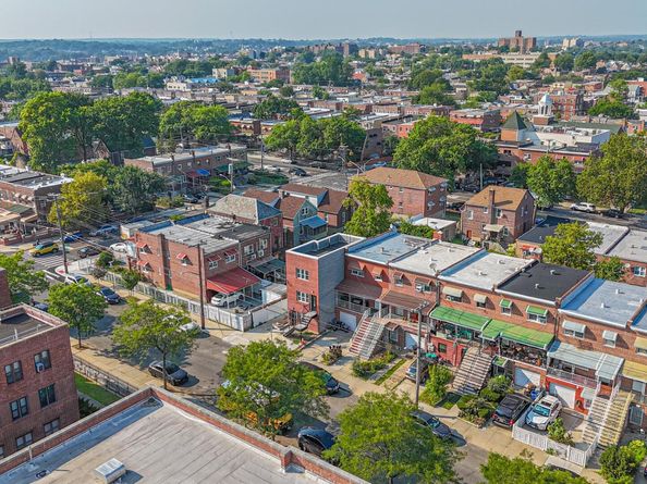 1011 E 221st Street, Bronx NY 10469