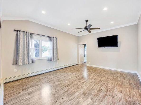 122 E 12th Street, Huntington Station NY 11746