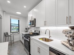 270 Seaman Avenue D3, New York (Manhattan) NY 10034