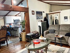 2 Redleaf Lane, Commack NY 11725