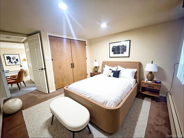 2 Redleaf Lane, Commack NY 11725