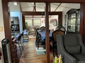 2 Redleaf Lane, Commack NY 11725