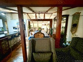 2 Redleaf Lane, Commack NY 11725