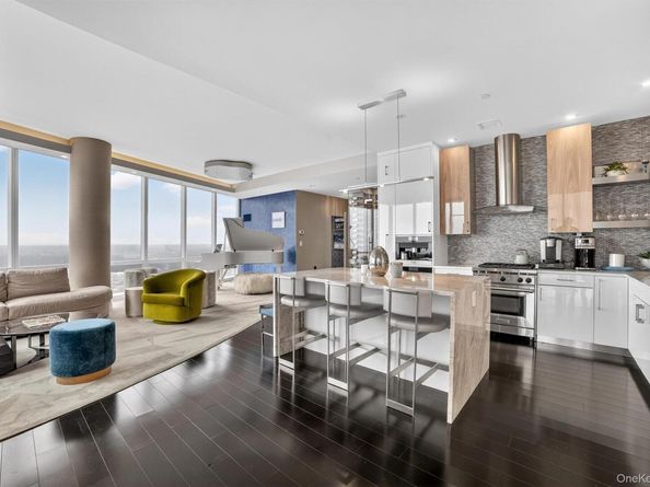 5 Renaissance Square PH9E, White Plains NY 10601