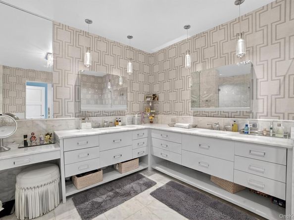 5 Renaissance Square PH9E, White Plains NY 10601